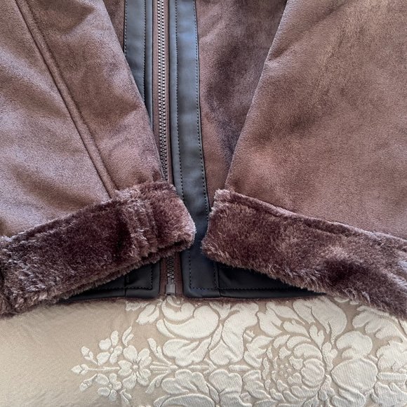 Superlative Fashion Brand Ultrasuede/Faux Fur Bomber Jacket! - Picture 16 of 16